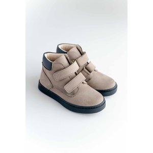 Stivali per bambini con gatto grigio audace