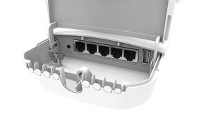 MikroTik OmniTIK 5 PoE ac <b>Access</b> <b>Point</b>, RBOmniTikPG-5HacD, 5GHz, 5x RJ45 1000Mb/s - Product Image 2