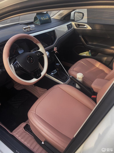 Vehículo Compacto Automático 2023-2024 de 1.5L, Edición Conducción Segura, Mini Vehículo de 5 Asientos, Hatchback Familiar de Bajo Consumo - Product Image 4