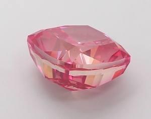 Diamant de laboratoire de luxe de 10,00 carats, taille coussin, rouge vif fantaisie, clarté VS1, certifié IGI, pour bagues de couleur fantaisie - Product Image 6