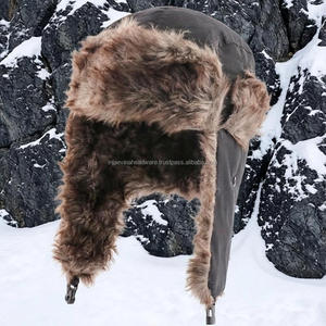 Chapeau de trappeur avec cache-oreilles pour l'hiver, idéal pour les travaux en extérieur par temps froid - Product Image 4