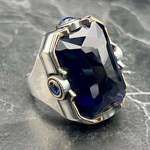 Anillo Elegante de Plata para Hombre con Zafiro Azul Cuadrado, Idea de Regalo Única con Tecnología de Incrustación Elegante para Ocasiones Especiales - Product Image 3
