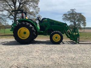 John of deere 6130R Tracteur agricole 4WD Roue 100% Pompe de travail - Product Image 4