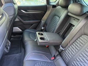 2019 USADO Mas-e-ra-ti Leva-nte S Gran_Sport 3.0L AWD - Product Image 2