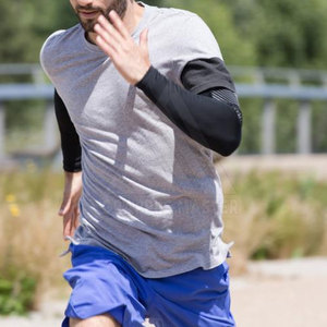 Manchons de bras d'approvisionnement direct d'usine de fabricant pakistanais fabriqués dans le meilleur matériau manchons de bras à vendre - Product Image 5