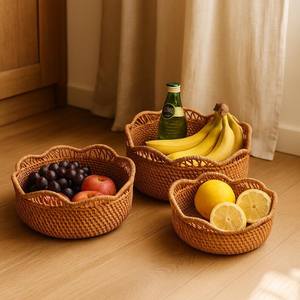 Bandeja de desayuno y almacenamiento de ratán tejida a mano organizador bohemio para cocina baño sala de estar o exhibición de regalo - Product Image 5