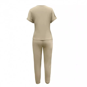 ชุดกีฬาสองชิ้นสำหรับผู้หญิง แฟชั่นฤดูหนาว สวมใส่สบาย สีพื้น เสื้อแขนยาว คอเต็มตัว กางเกงขายาวเอวยางยืด รับสั่งทำ - Product Image 2