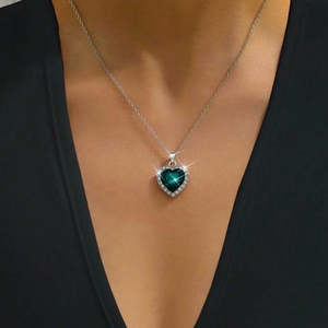 NOVAMART Fine Handmade Hallmarked 925 Silver <b>Emerald</b> Heart Solitaire <b>Pendant</b> 18inch Rhodium Rose Gold Plated Bezel Setting Jewel - Product Image 2