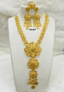 Conjunto de collar de joyería de moda de Dubái chapado en oro de 24K, pendientes, brazaletes, peines, broches, Material de cobre para Bulgaria - Product Image 2