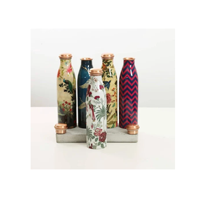 Bouteille d'eau ronde imprimée en cuivre de qualité supérieure de luxe, style classique, pour la décoration de la cuisine et les adultes Fournisseur en gros - Product Image 5