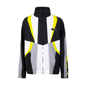 Chándal de poliéster de 2 piezas personalizado para hombre, chándal de nailon para gimnasio, conjunto cortavientos para correr y trotar - Product Image 2