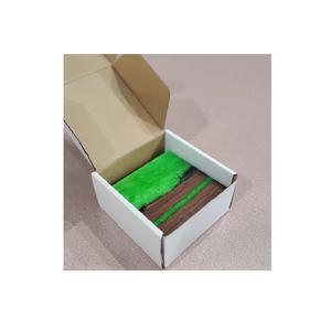 Posavasos de madera y resina Juego de 4 Posavasos para bebidas para forma cuadrada color verde oscuro con caja de embalaje - Product Image 1