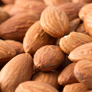 Offre limitée : Amandes, goût naturel, texture fraîche et croustillante, collation saine, riche en nutriments, parfaites pour les repas et les desserts - Product Image 2