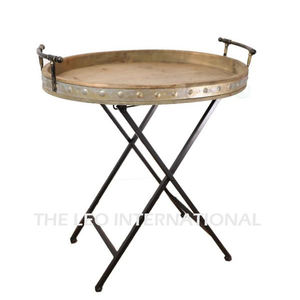 Bandeja de Servir Redonda de Aluminio con Acabado Dorado, Platos y Bandejas Seguras, Decoración de Hogar Hecha a Mano de Lujo - Product Image 5