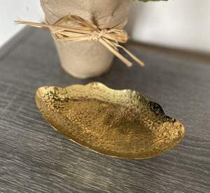 Porte-savon en laiton artisanal de qualité supérieure pour une décoration de salle de bain exclusive, avec du laiton massif et une finition raffinée - Product Image 4