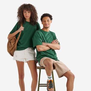 T-shirt graphique élégant pour hommes-Designs tendance avec coupe confortable, idéal pour les tenues décontractées et l'utilisation quotidienne - Product Image 1