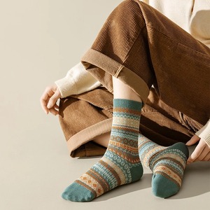 Calcetines cálidos de algodón de otoño e invierno para hombres y mujeres, cabina de punto grueso, tripulación acogedora, calcetines suaves coloridos de moda, regalos - Product Image 2