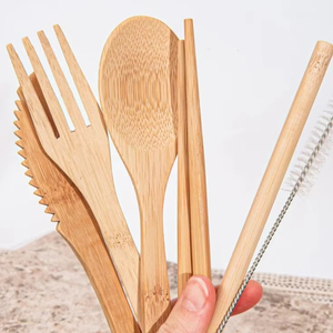 ชุดเครื่องใช้ในครัวทำจากไม้สักหรืออะคาเซียพร้อมที่วางช้อนไม้และที่วางช้อน - Product Image 1