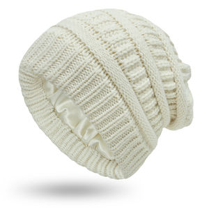 2025 estilo al por mayor Cable Knit Slouchy Beanie para mujer invierno cálido forro de seda Skull Cap característica común de tela - Product Image 6
