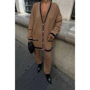 Conjunto de Cárdigan y Pantalones de Punto Transpirable Lunadel 9974 - Product Image 5