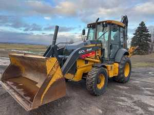 รถตักล้อยาง John Deere 410L มือหนึ่ง/มือสอง เครื่องยนต์ดีเซล ปั๊มไฮดรอลิก Bosch Rexroth ประหยัดน้ำมัน จัดส่งรวดเร็ว - Product Image 2