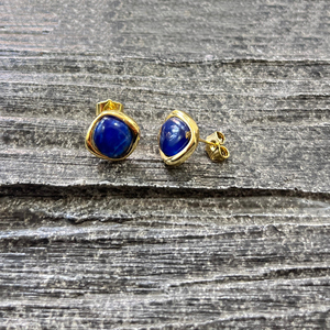 Mohave zafiro cobre turquesa pendiente de tuerca delicada piedra preciosa pendiente de tuerca regalo de cumpleaños para ella antideslustre - Product Image 4