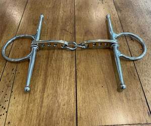 บิตม้าคุณภาพสูงแบบตะวันตก ยางรูปทรงถั่ว แบบเต็มแก้ม ขาบิตสแตนเลส สำหรับขี่ม้า ขายส่งจากโรงงาน - Product Image 6