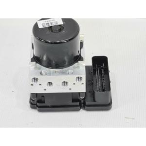 ABS VOLVO V40 Série P31423315 D4204T9 Diesel 2000 (16>) - Product Image 6
