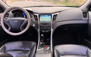 Hyundai Sonata Hybrid YF HEV 2014 - Product Image 2