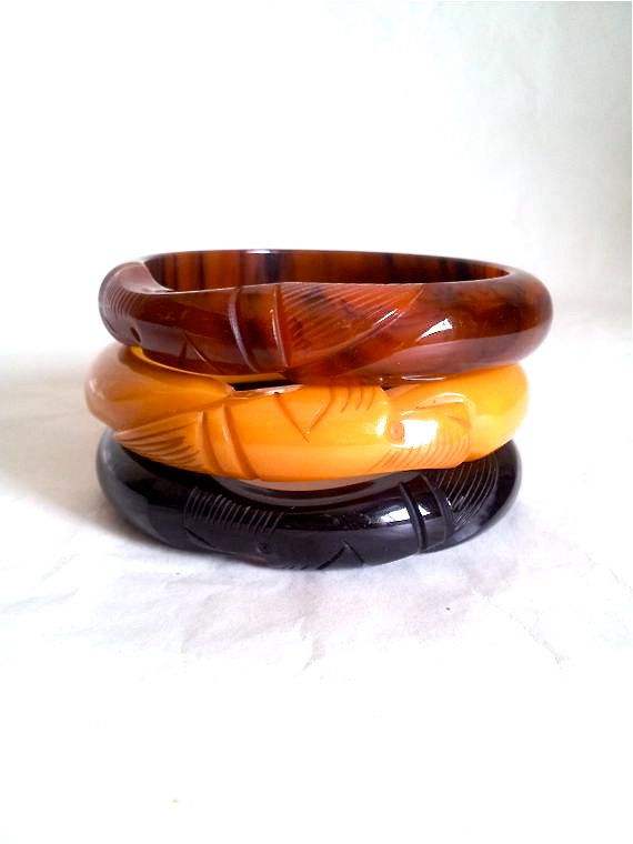 เช่นเดียวกับภาพ