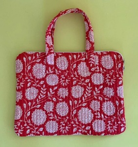 15"-16" <b>Laptop</b> Protector Bag in Red Creamy White Floral Print 100% Cotton Quilted <b>Laptop</b> Case Fit for <b>Laptop</b> Macbook Handmade - Product Image 4