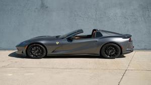 Ferrari 812 GTS Convertible 2021, Usado en Excelentes Condiciones - Product Image 4