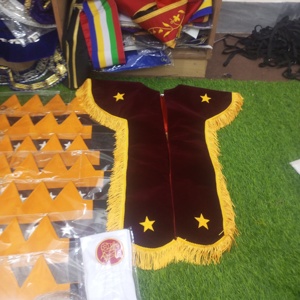 Hoj Héroïnes de Jericho Ensemble de tablier et gants à couronne - Product Image 5