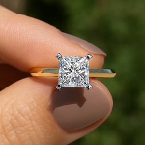 Anillo de Diamantes con Corte Princesa en Oro Blanco de 14K/18K Original, Anillo de Compromiso y Boda Clásico para Mujer, Joyería Elegante - Product Image 1