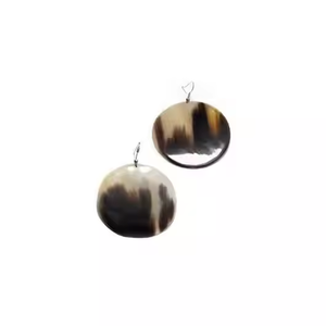 Boucles d'oreilles en corne bijoux femmes 100% boucles d'oreilles en corne naturelle une boucle d'oreille en corne de buffle de bonne qualité par l'artisanat en croissant - Product Image 2