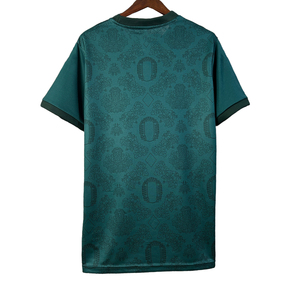 Vêtements de football confortables et à séchage rapide en gros, maillot de football personnalisé, service OEM, matière en maille, design uni par sublimation - Product Image 3