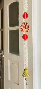 สายออกแบบดอกบัว MDF พร้อม mogra ดอกไม้เทียมแขวนผนังสำหรับวัด Diwali pooja ตกแต่งงานแต่งงานและตกแต่งเทศกาล - Product Image 2