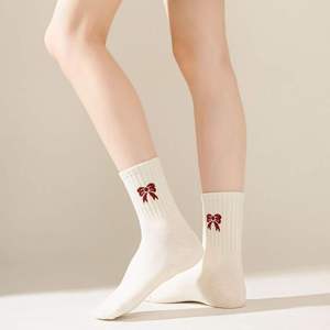 Calcetines de Algodón Casuales de Invierno Ecológicos Personalizados con Lazo Rojo para Hombre, para Venta al por Mayor - Product Image 3