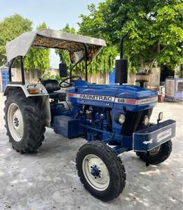 Tractor de ruedas 2007 Farmtrac 60 4WD utilizado con engranaje central y componentes del motor, incluida la caja de cambios - Product Image 2