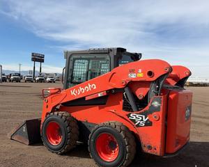 Minicargadora Frontal Kubota SSV75 2024 - Motor de 74 HP, Carga Nominal de 3.7 Toneladas, para Construcción y Agricultura - Product Image 2