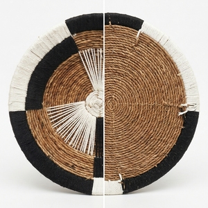 Panier mural en macramé en écorce de bananier naturelle, plateau rond peu profond à blocs de couleur abstraits, décoration artistique pure pour la mise en scène de la pièce, artisanat bohème - Product Image 3