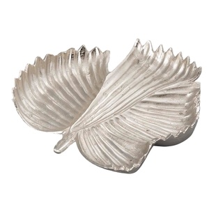 Bandeja de Servir de Aluminio Fundido de Alta Calidad con Acabado Plateado Único, Plato Decorativo para Frutos Secos - Product Image 4