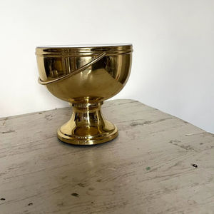 Seau à glace simple en forme de coupe dorée pour une utilisation formelle sur la table à manger, événements, refroidisseur de boissons élégant, présentoir de bar à domicile - Product Image 1