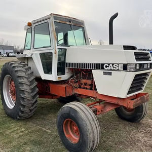 J.I. pour Case 2390 Tracteurs Modèle à 2 roues motrices avec 178hp Comportant des composants de base Pompe et boîte de vitesses - Product Image 1