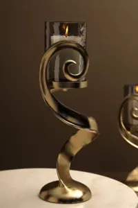 Bougeoir en métal couleur or de conception royale pour table centrale ou décor d'hôtel décoration de Noël à la maison avec bougie - Product Image 2