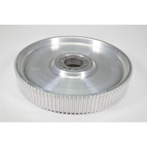 LW29402 - 608777-EB10748-003, Poulie à courroie crantée avec anneau de tension Ø 285mm, Z110 - Product Image 1