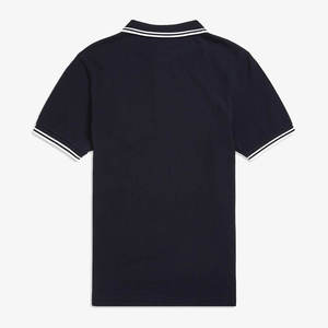 Polo Clásico de Piqué de Algodón de Alta Calidad con Corte Regular y Doble Ribete Bordado en el Cuello - Product Image 6