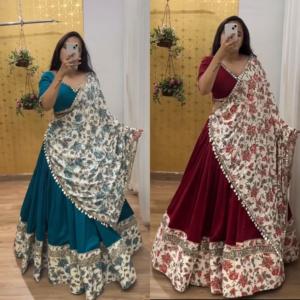 Trabajo de secuencia de algodón especial Navratri e impresión digital Lehenga y Choli de seda satinada malaya con borde de encaje pesado Dupatta - Product Image 2