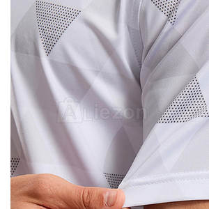 Camisa de golf ligera para hombres con tela suave Polo de golf de secado rápido para adultos - Product Image 4