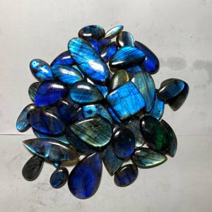 หินลาบราดอไรต์ธรรมชาติสีฟ้า100% อัญมณีหลวมสำหรับทำเครื่องประดับงานฝีมือแบบทำมือ100ชิ้นขายส่งมาก - Product Image 5